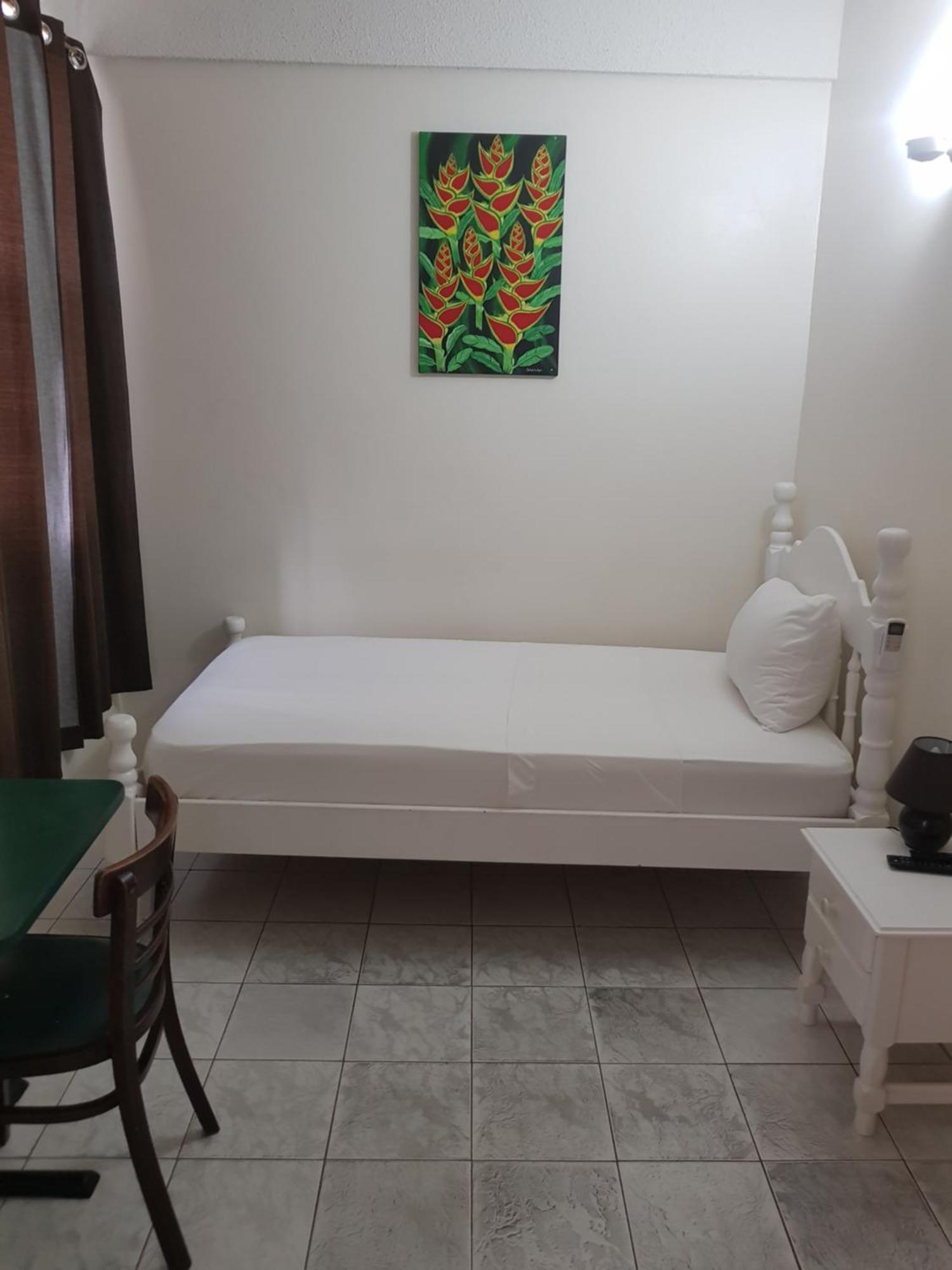 St. James Guesthouse Roseau Luaran gambar